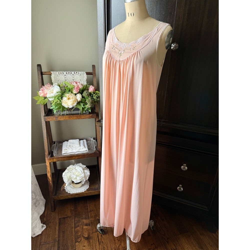 Vintage Nightgown Embroidered Lace Yoke Maxi Lounge Dress Pink M‎ Cottagecore
